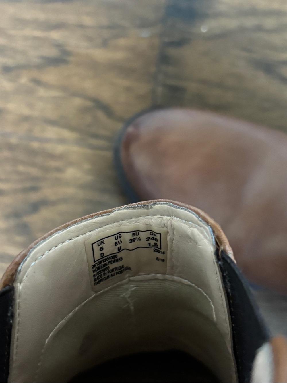 Clarks Brown Booties - Picture 6 of 8